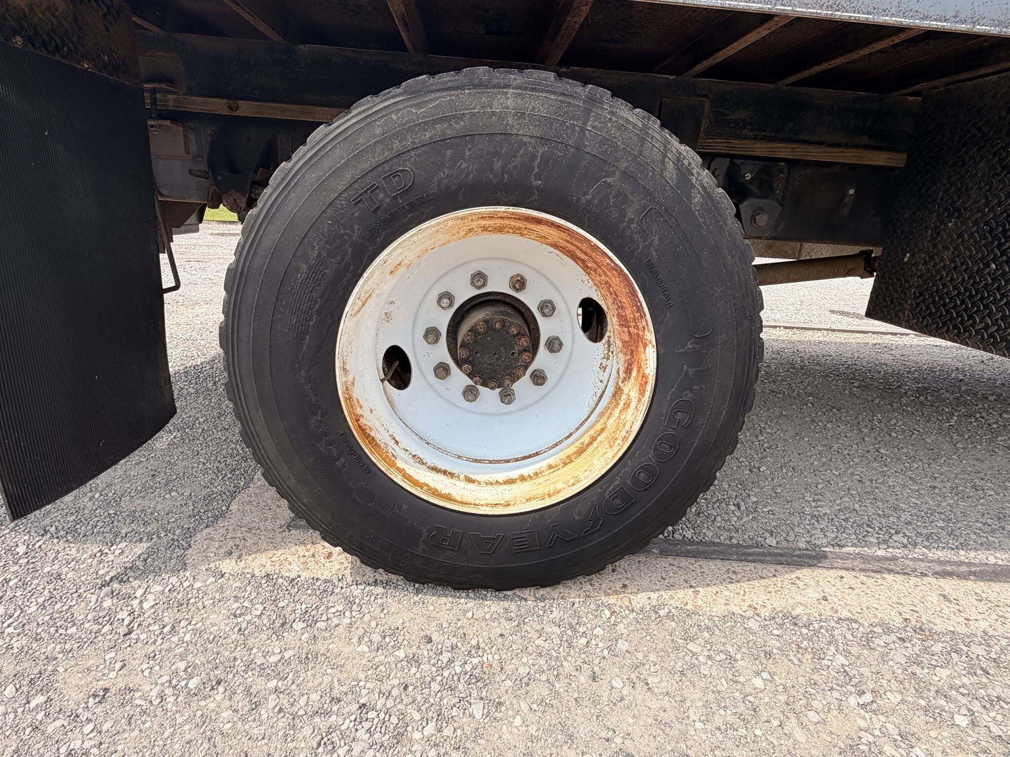 1993 GMC TopKick C7500 Semi Trucks/Trailer