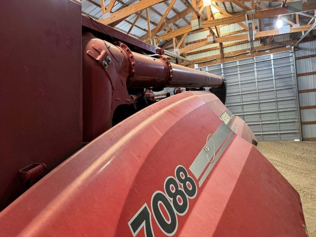 2009 Case IH 7088 Combine