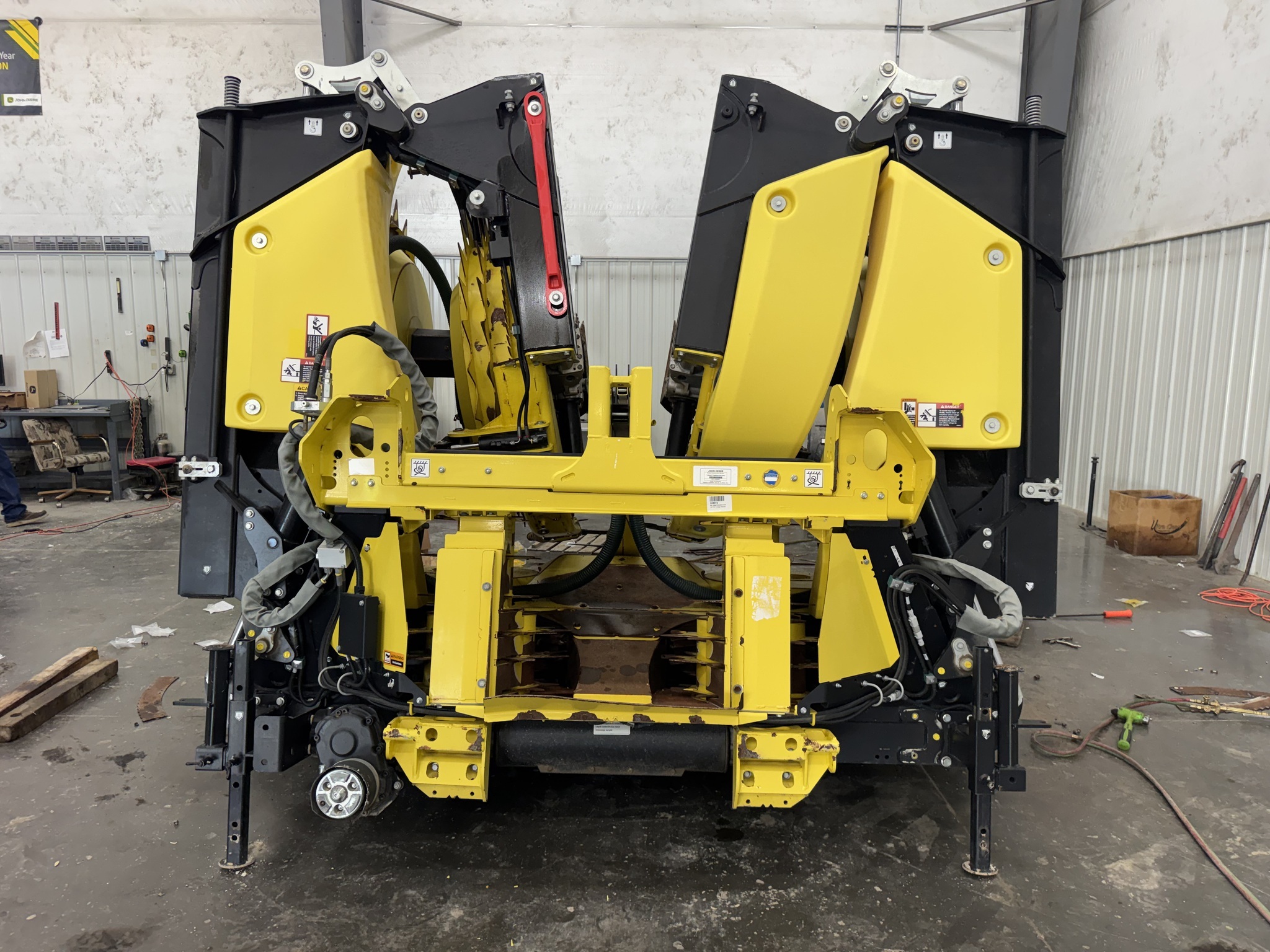 2022 John Deere 772 Corn Head