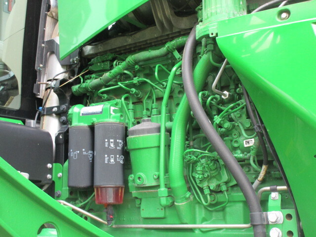2019 John Deere R4038 Self-Propelled Sprayer