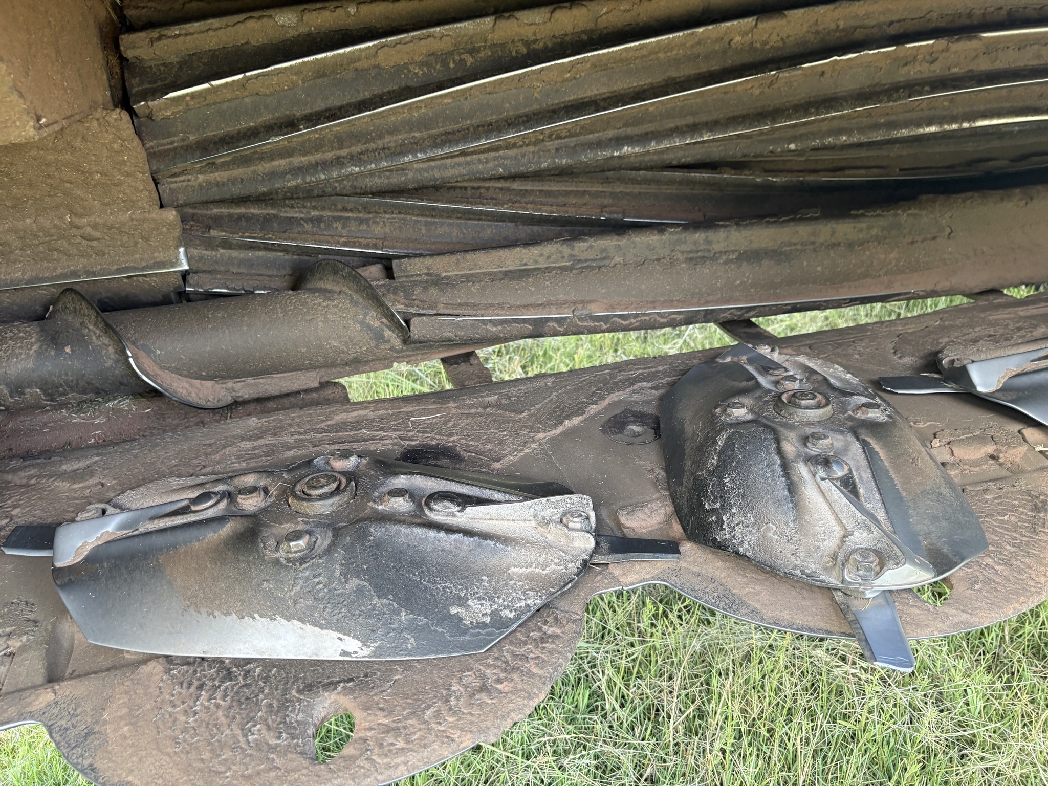 2014 John Deere W235 Self-Propelled Windrowers and Swather