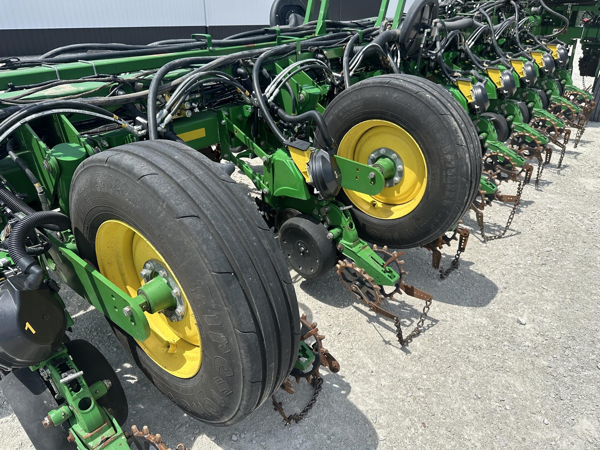 2013 John Deere 1770NT Planter
