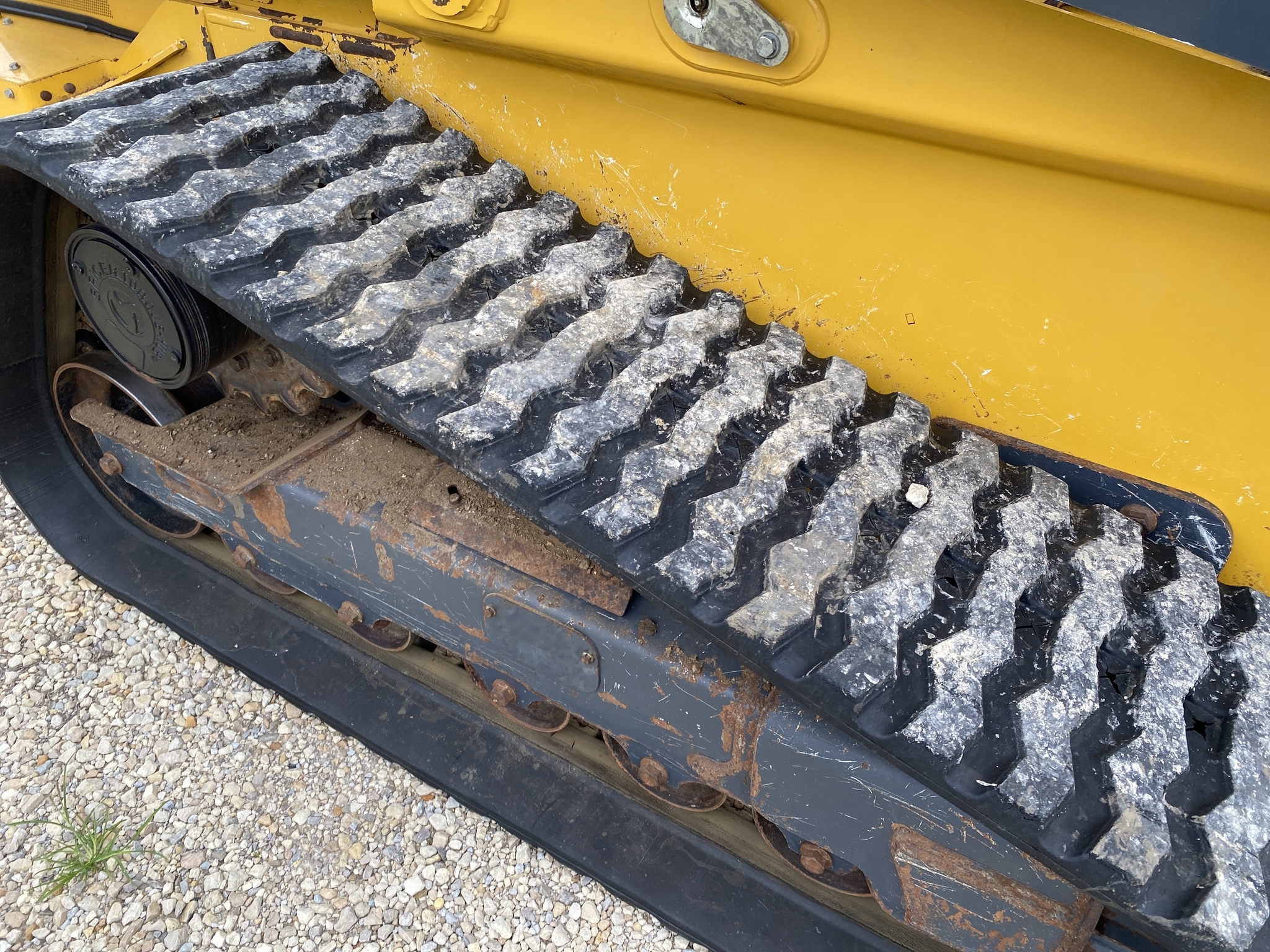 2022 Deere 333G Skid Steer