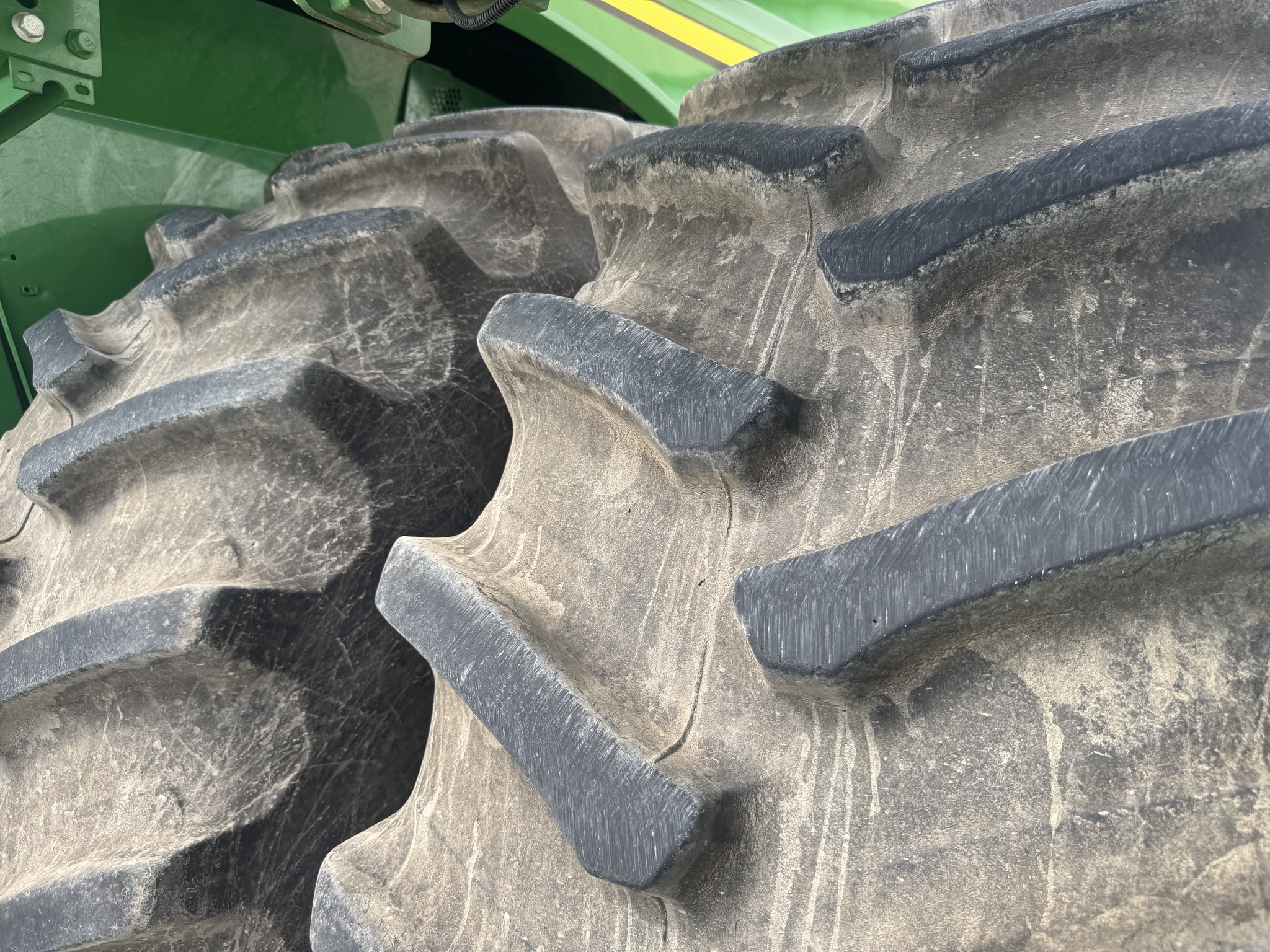2016 John Deere S670 Combine