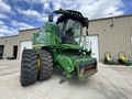 2016 John Deere S670 Combine