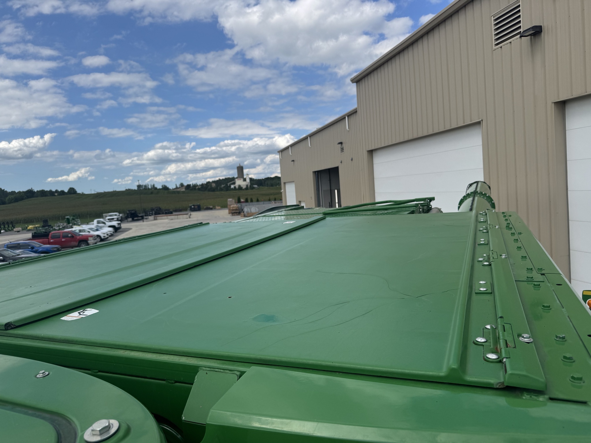 2016 John Deere S670 Combine