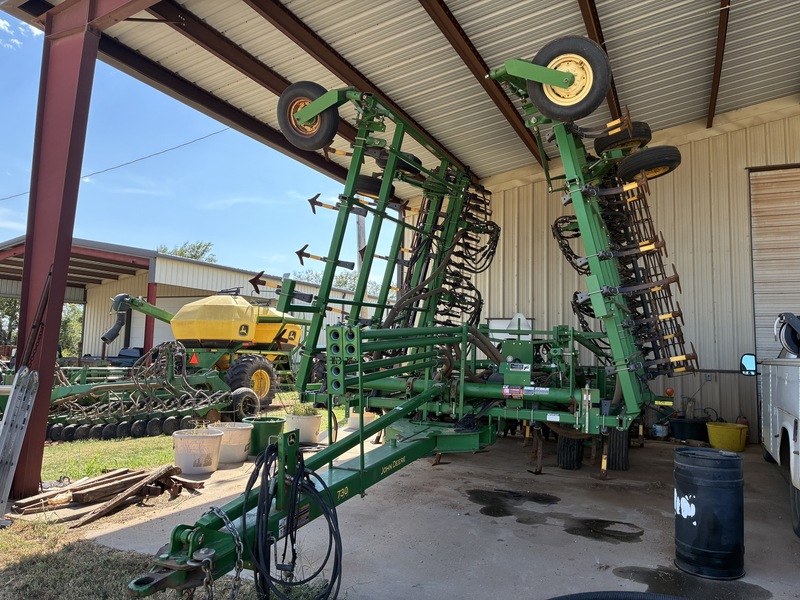 Used John Deere 730 Air Seeders for Sale - 10 Listings | Machinery