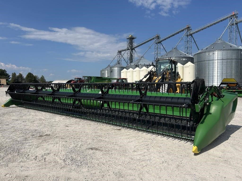 2021 John Deere RD35F Platform