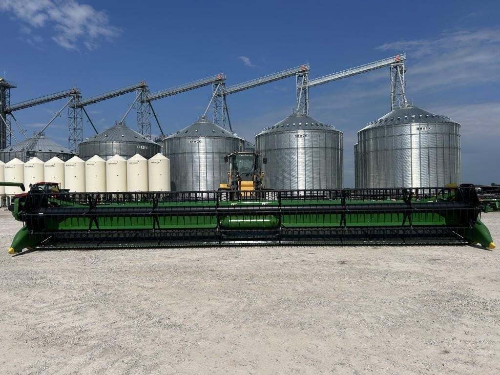 2021 John Deere RD35F Platform