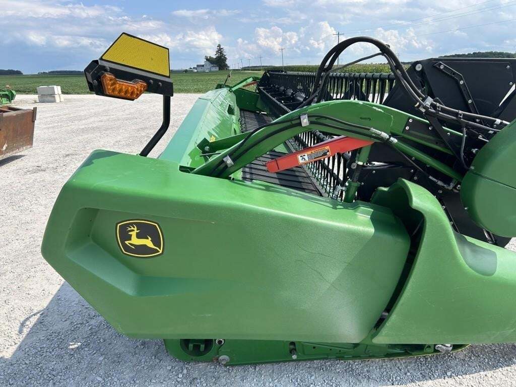 2021 John Deere RD35F Platform