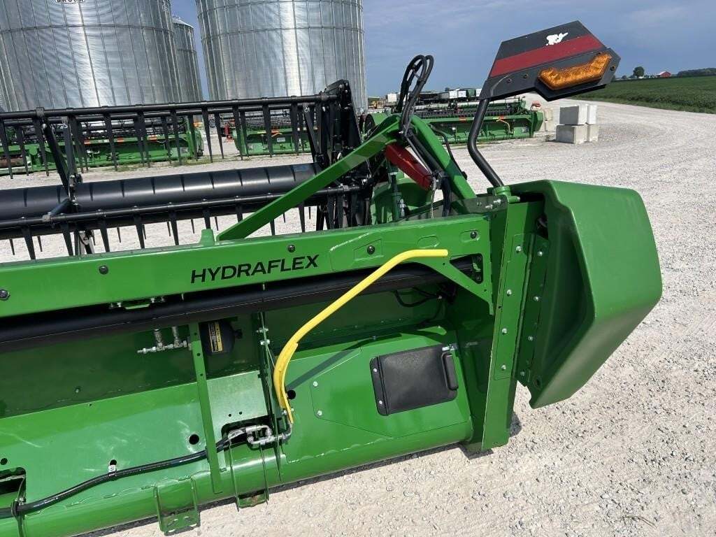 2021 John Deere RD35F Platform