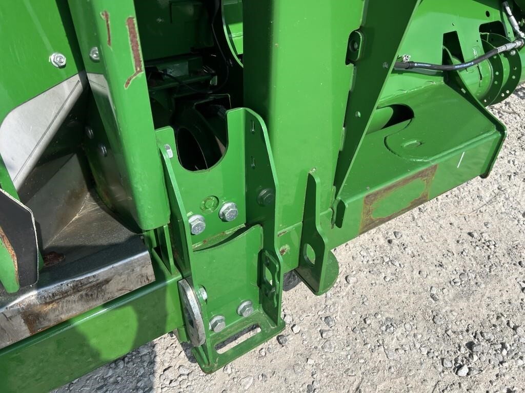 2021 John Deere RD35F Platform