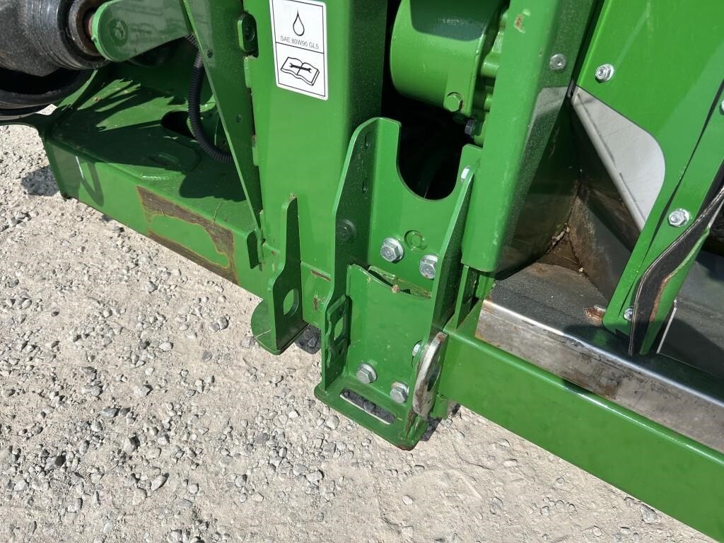 2021 John Deere RD35F Platform
