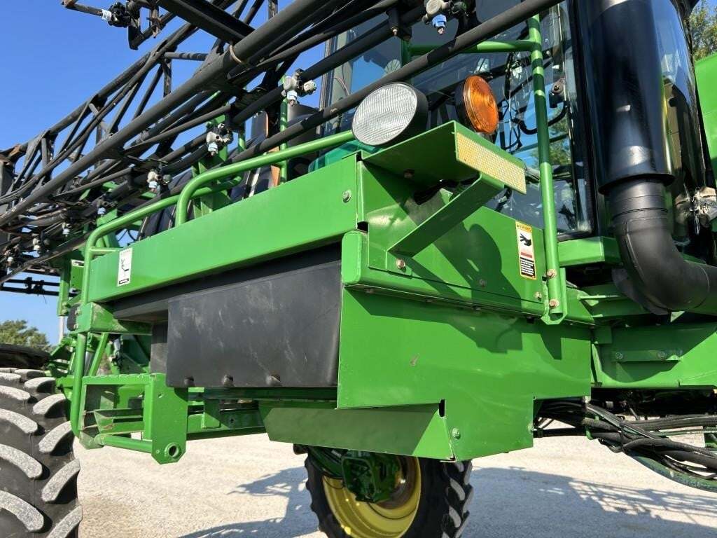 2009 John Deere 4730 Self-Propelled Sprayer