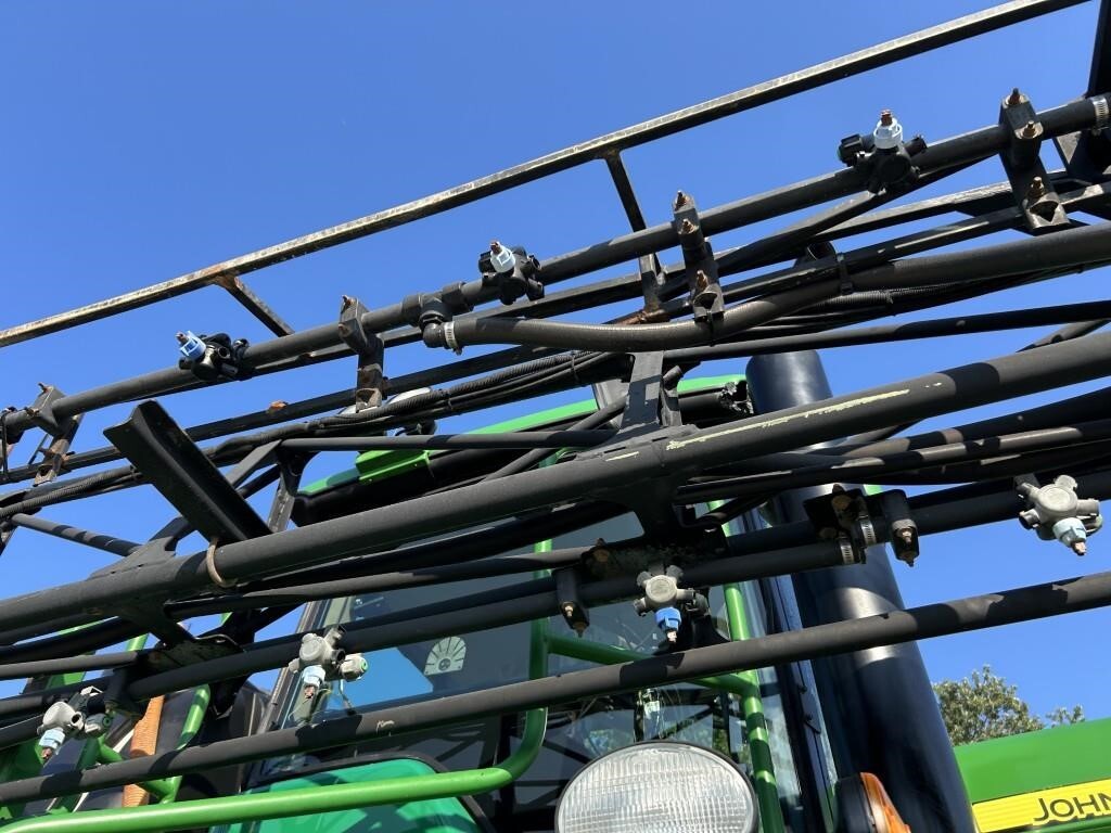2009 John Deere 4730 Self-Propelled Sprayer