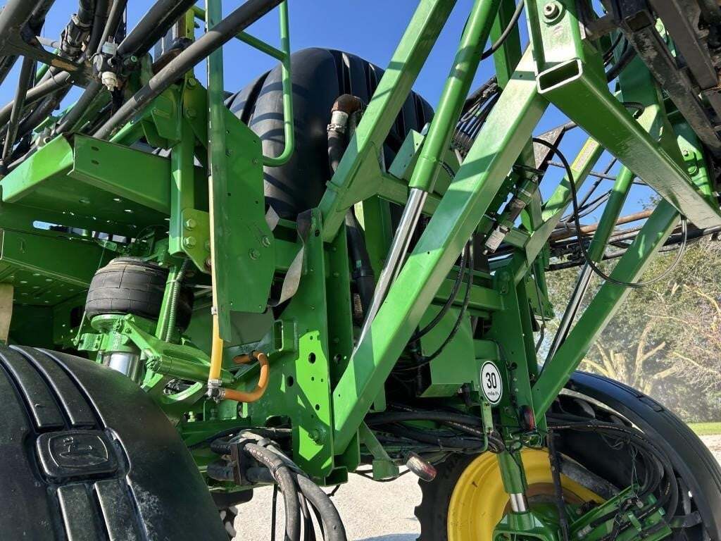 2009 John Deere 4730 Self-Propelled Sprayer
