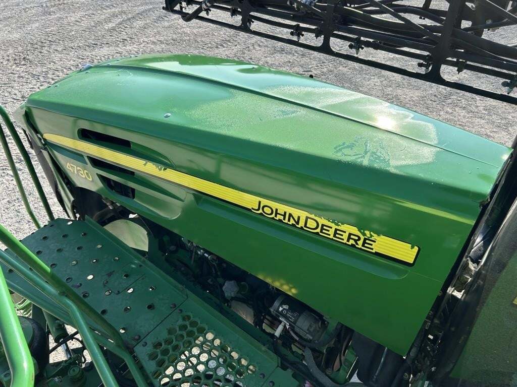 2009 John Deere 4730 Self-Propelled Sprayer