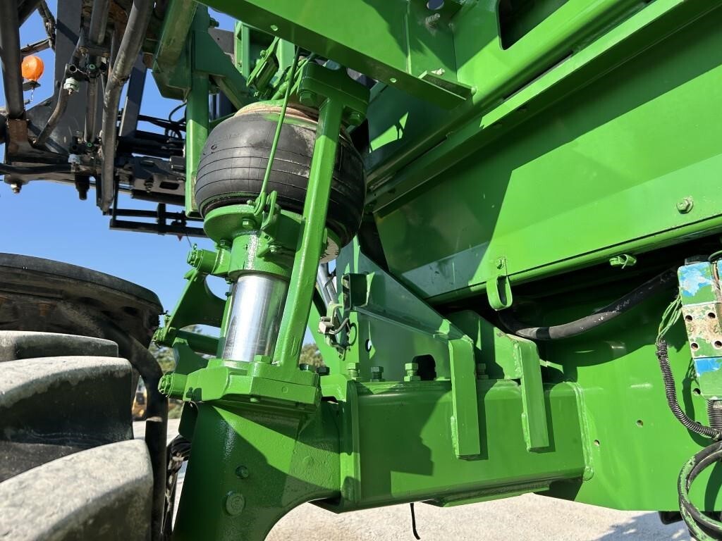 2009 John Deere 4730 Self-Propelled Sprayer