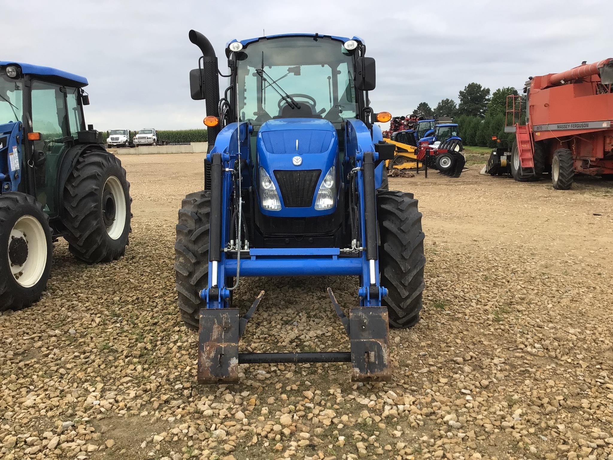 2016 New Holland T4.110 Tractor