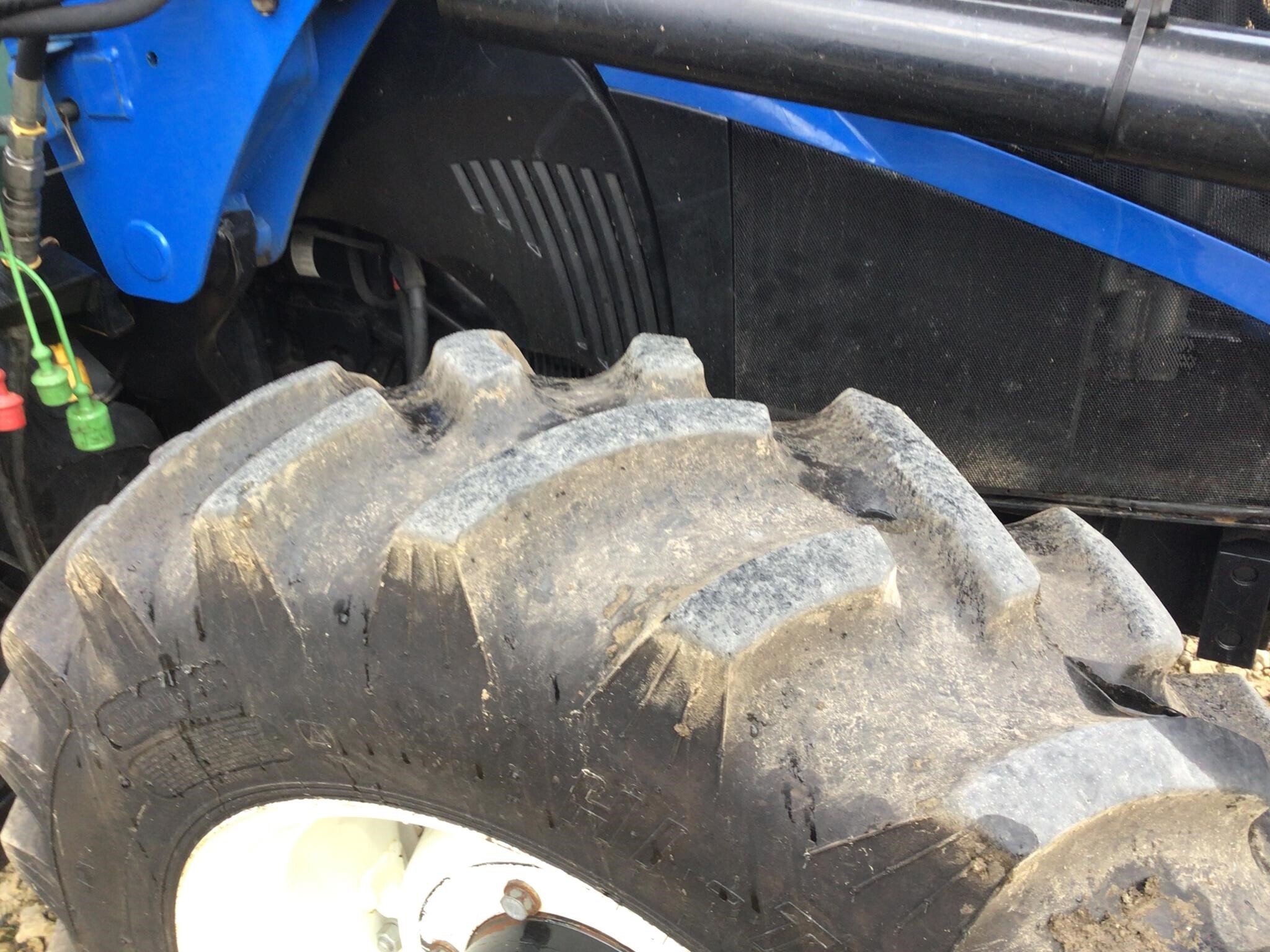 2016 New Holland T4.110 Tractor
