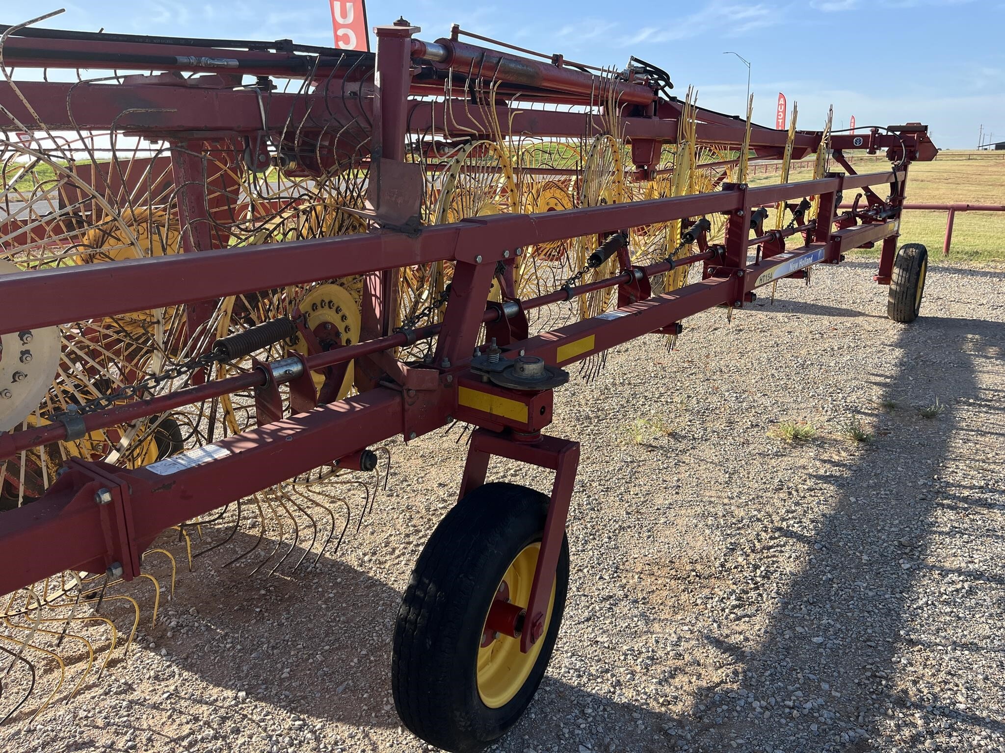 2013 New Holland HT154 Rake