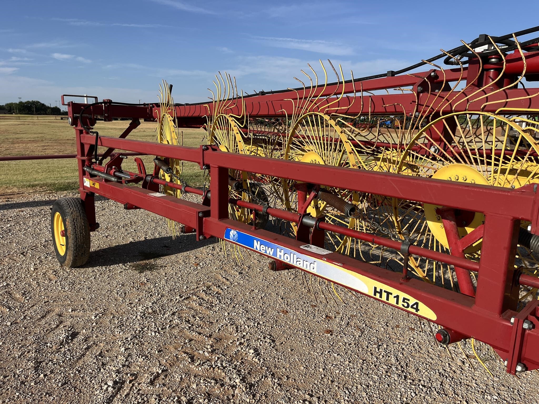 2013 New Holland HT154 Rake