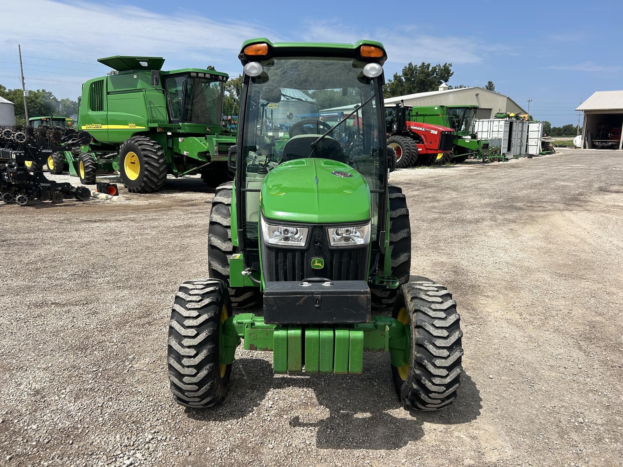 2016 John Deere 4066R Tractor