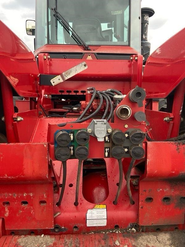 2009 Versatile 2375 Tractor