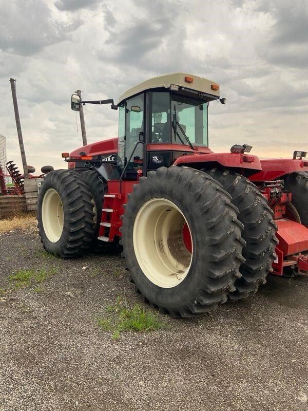 2009 Versatile 2375 Tractor