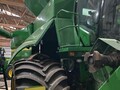 2012 John Deere S680 Combine