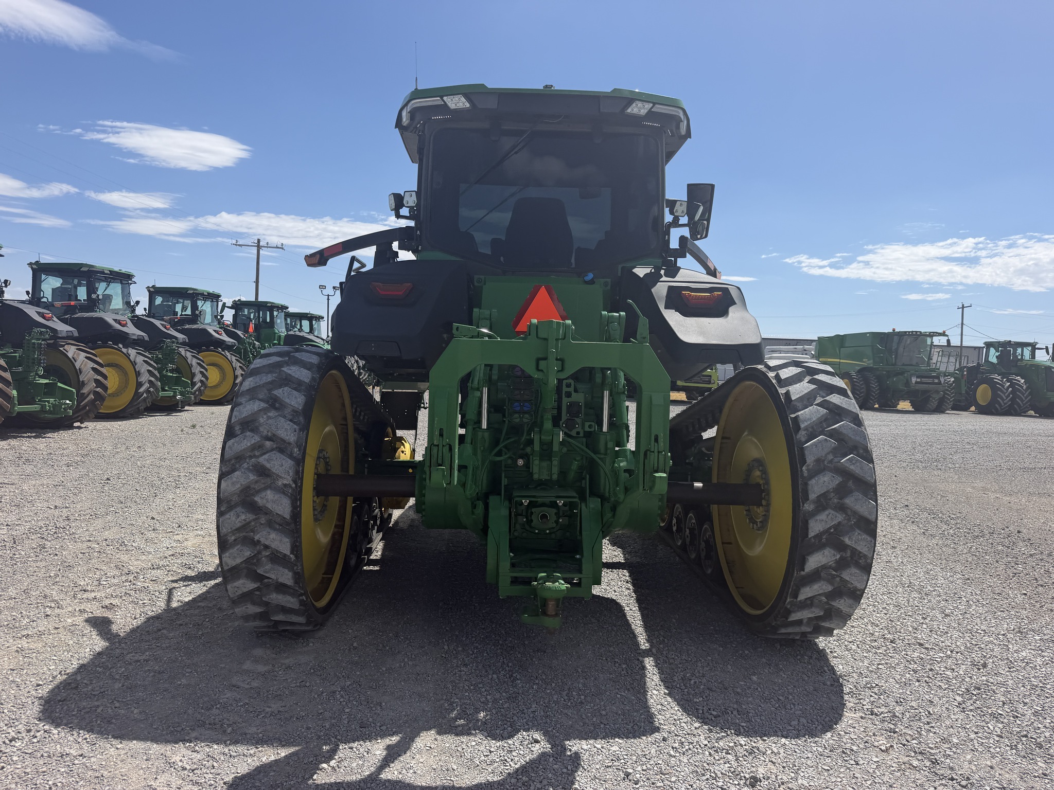 2022 John Deere 8RT 370 Tractor