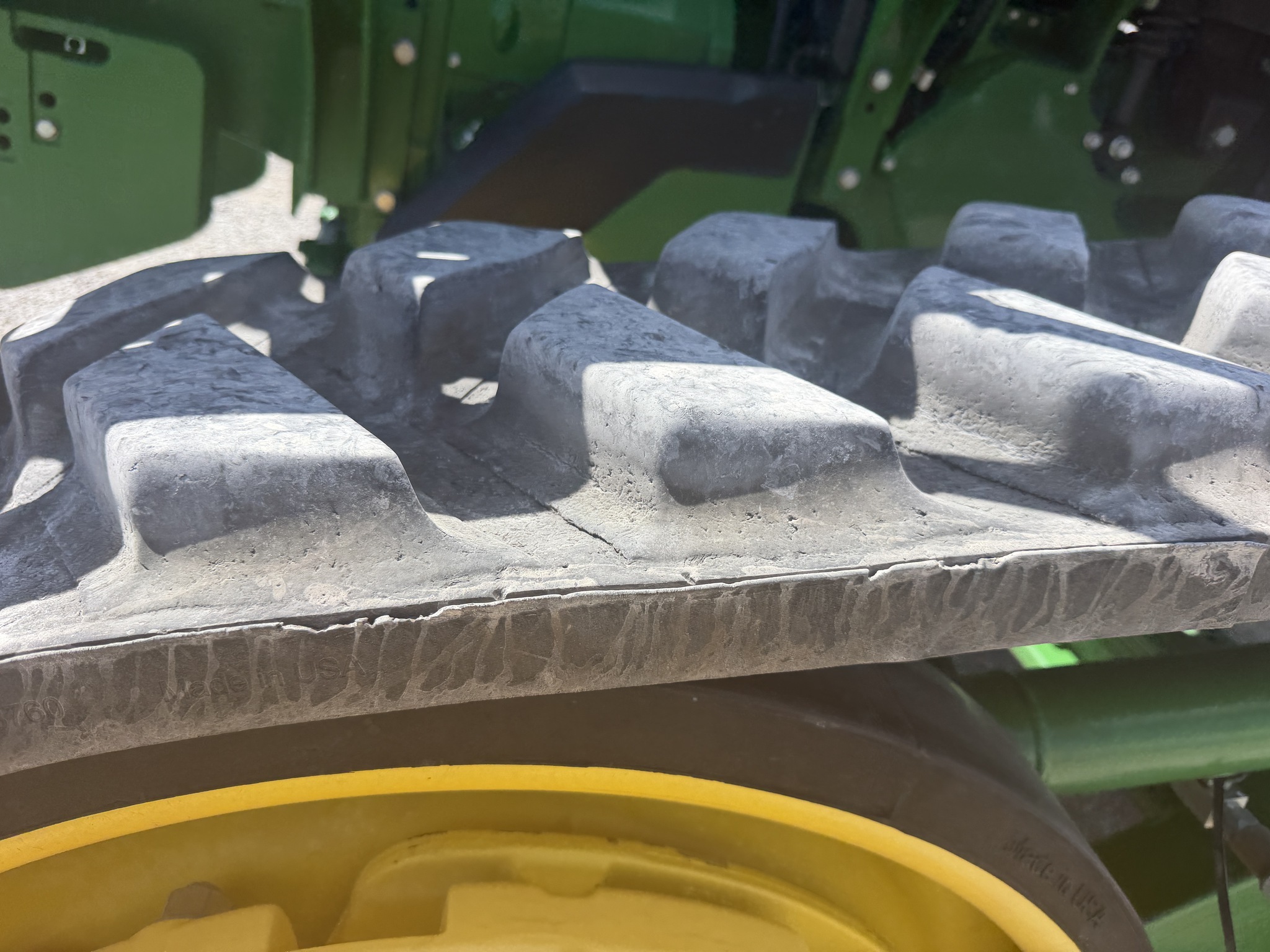 2022 John Deere 8RT 370 Tractor