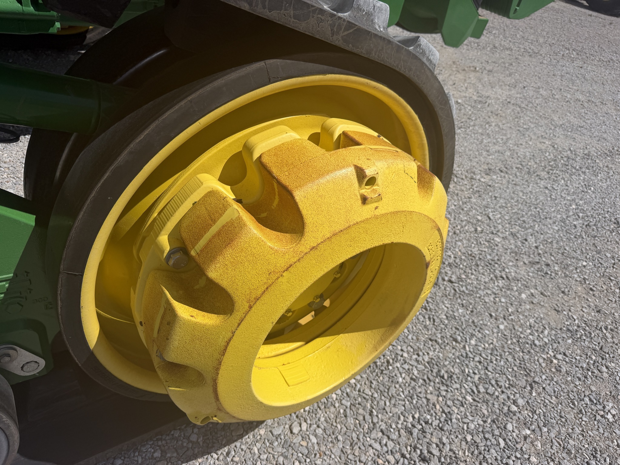 2022 John Deere 8RT 370 Tractor