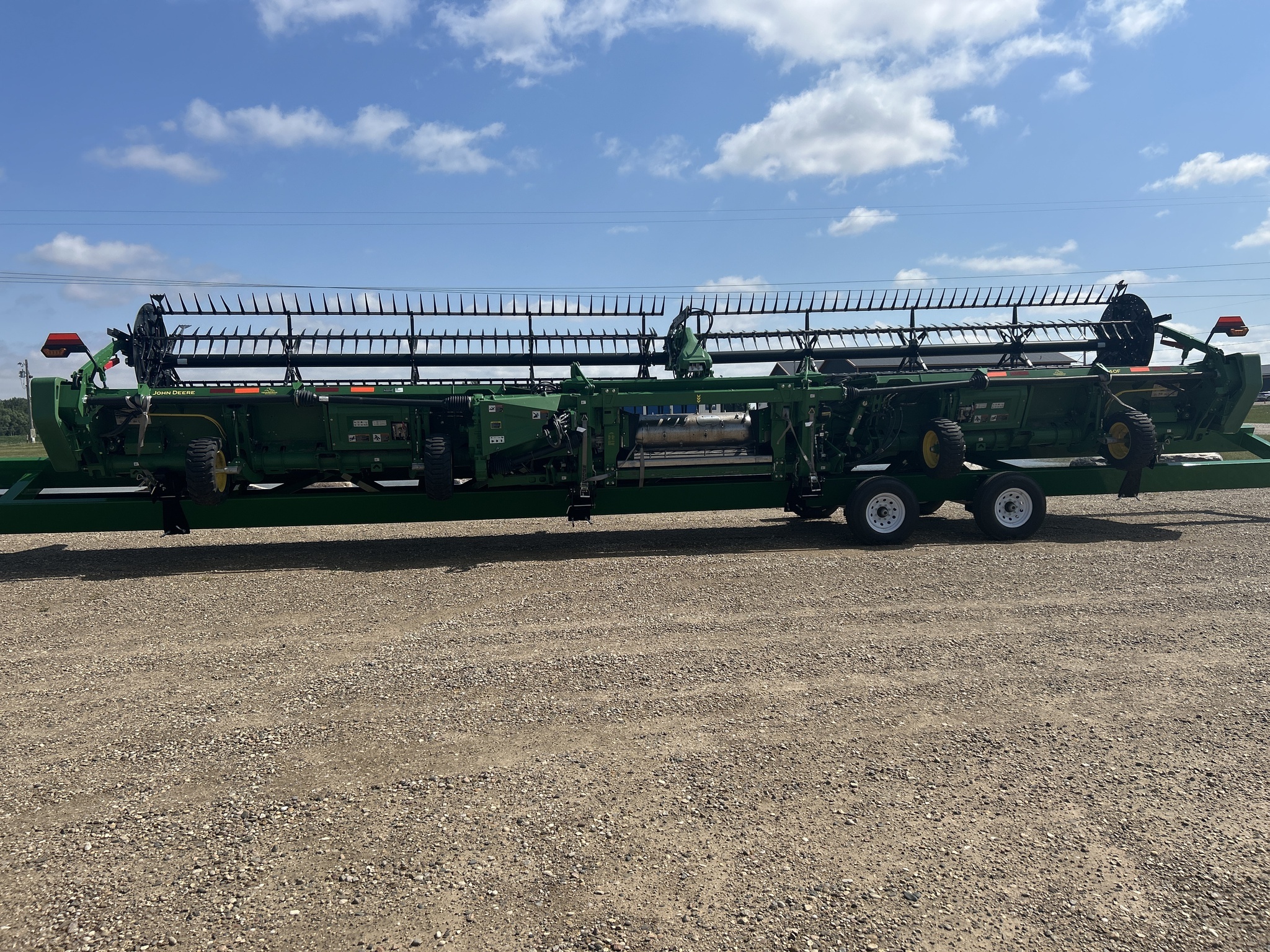 2022 John Deere HD40F Platform