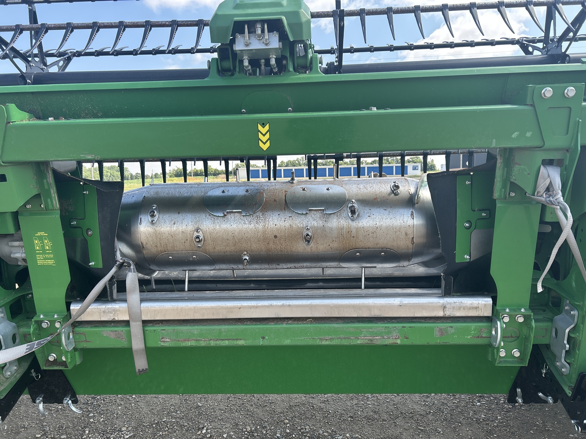 2022 John Deere HD40F Platform