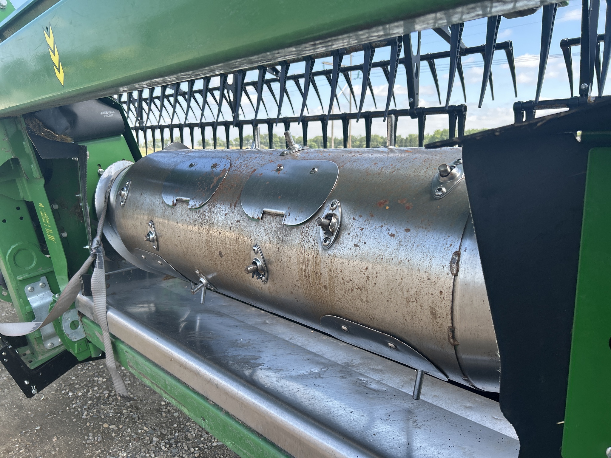 2022 John Deere HD40F Platform