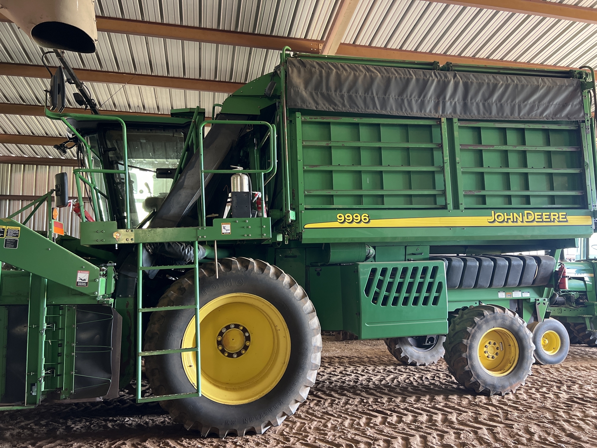 2007 John Deere 9996 Cotton Equipment