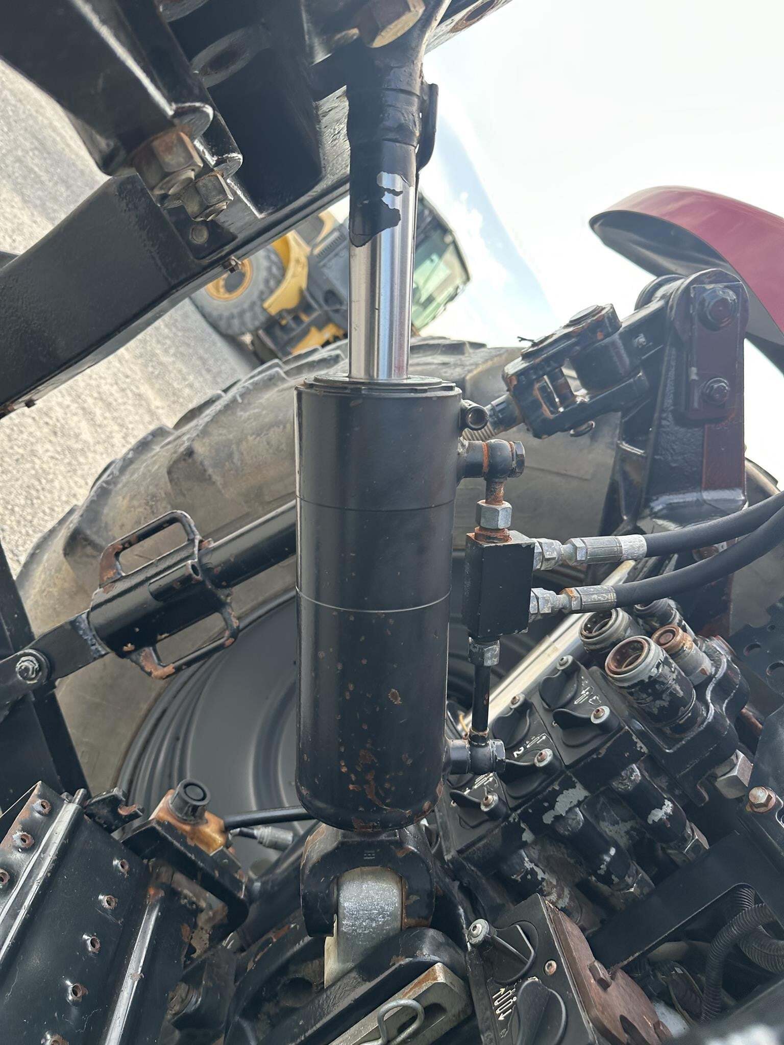 2013 Case IH Magnum 340 Tractor