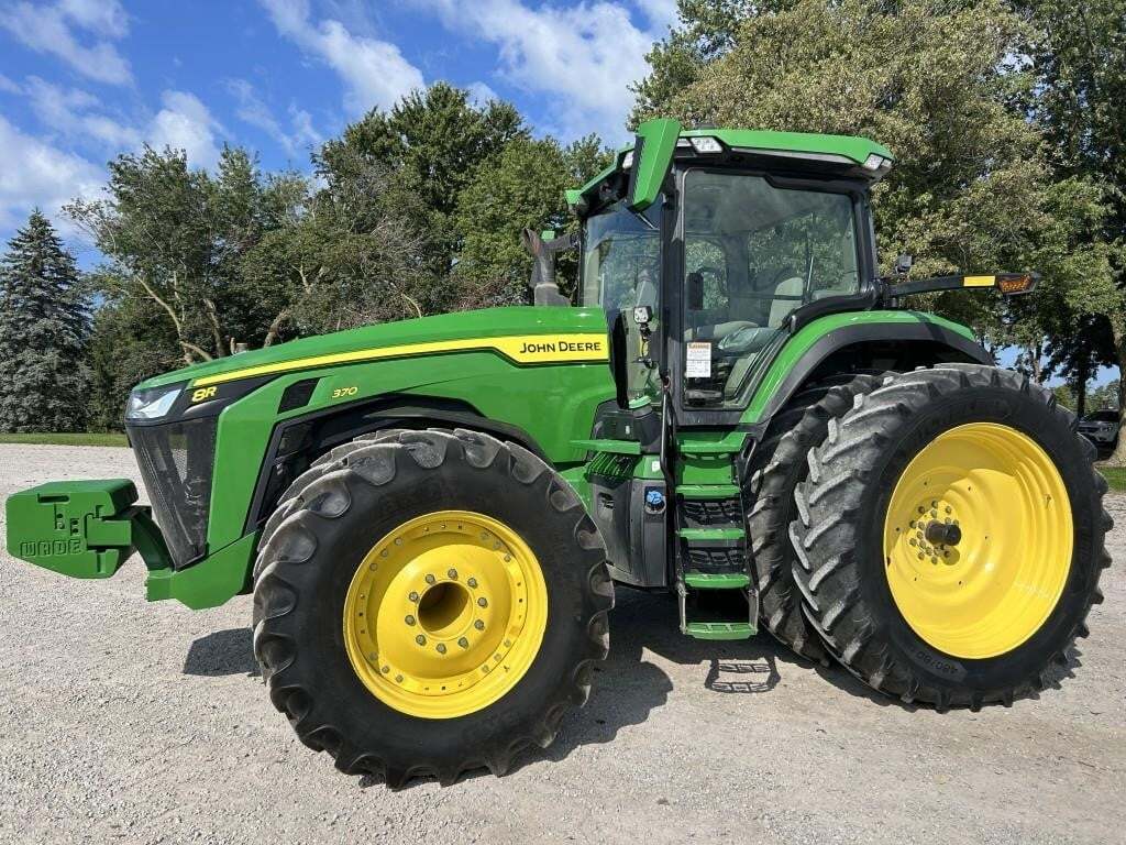 2020 John Deere 8R 370 Tractor