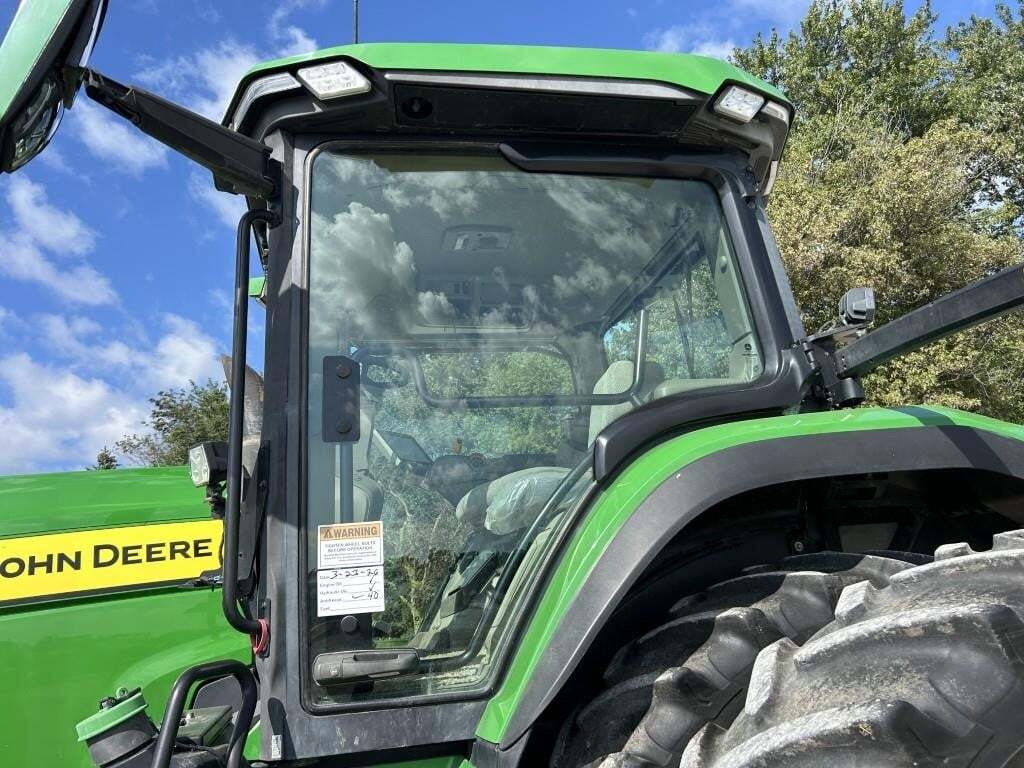 2020 John Deere 8R 370 Tractor