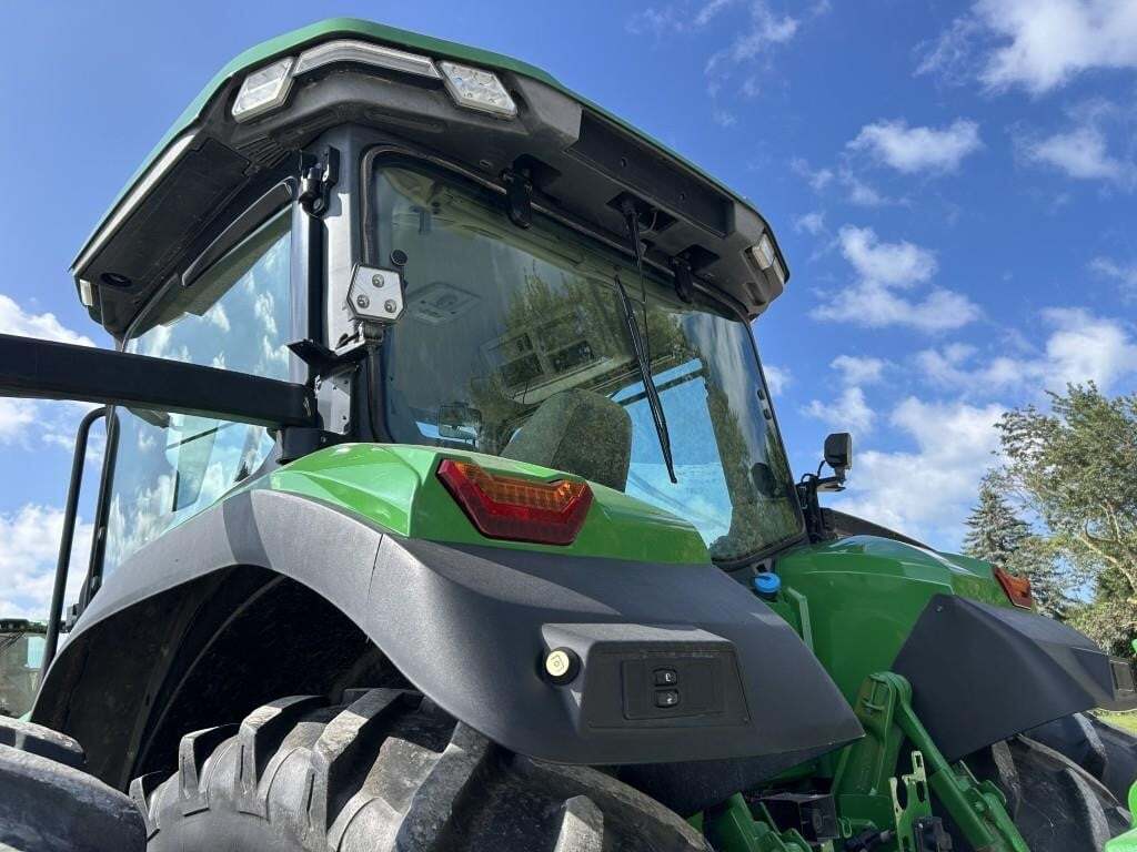 2020 John Deere 8R 370 Tractor
