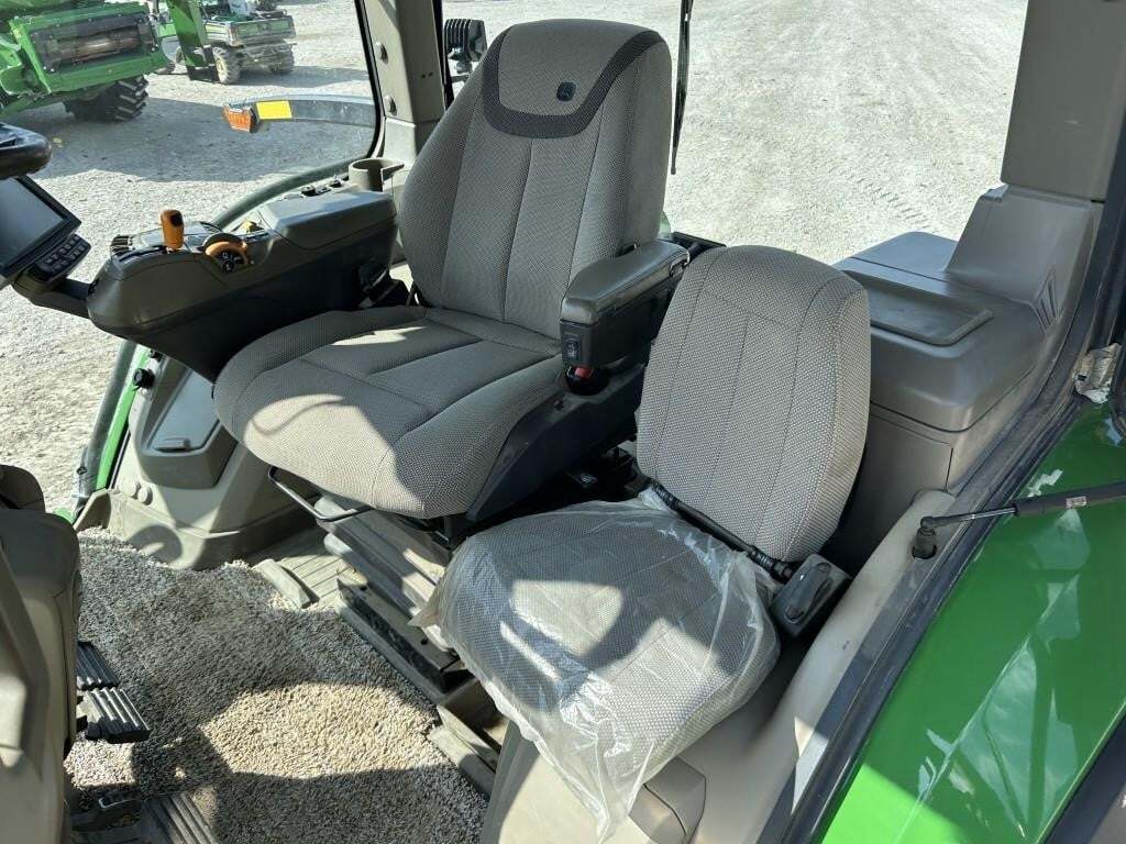 2020 John Deere 8R 370 Tractor