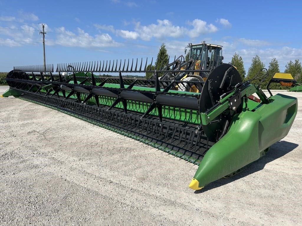 2022 John Deere RD45F Platform