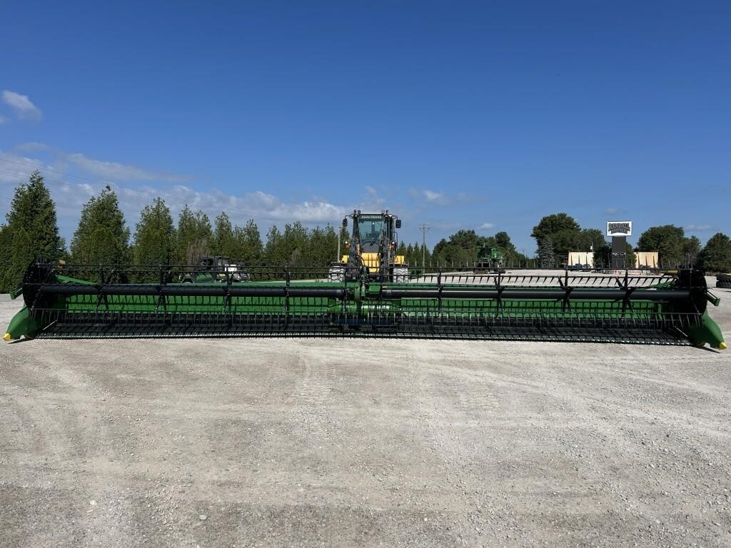 2022 John Deere RD45F Platform