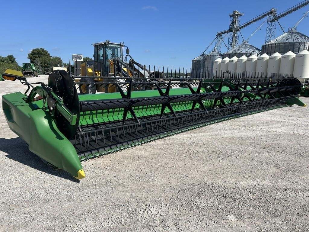 2022 John Deere RD45F Platform