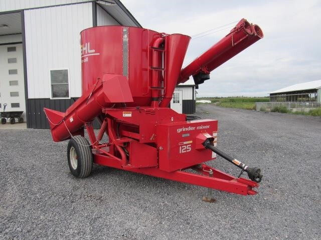  Gehl MX125 Grinders and Mixer