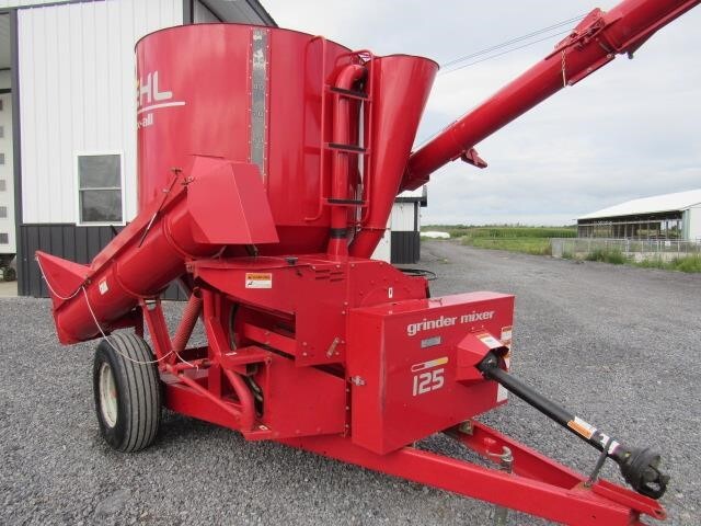  Gehl MX125 Grinders and Mixer