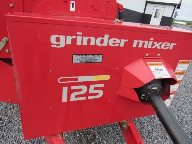  Gehl MX125 Grinders and Mixer