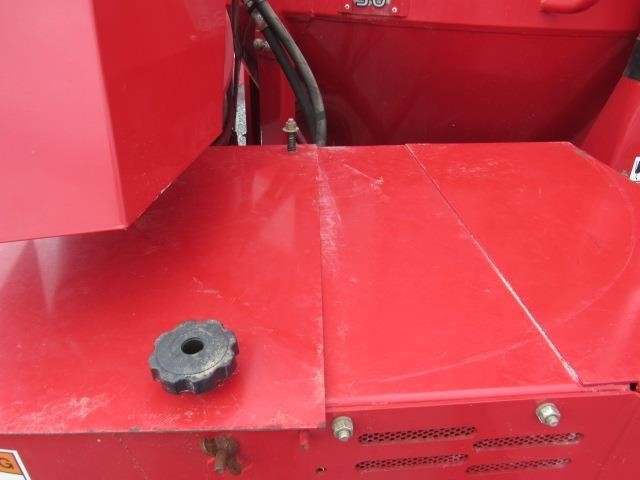  Gehl MX125 Grinders and Mixer