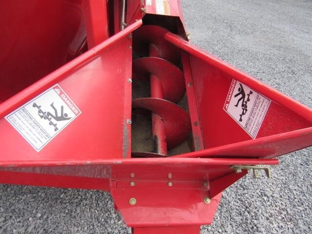  Gehl MX125 Grinders and Mixer